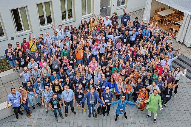 https://cdn.hotosm.org/website/Wikimedia+Crowd.png